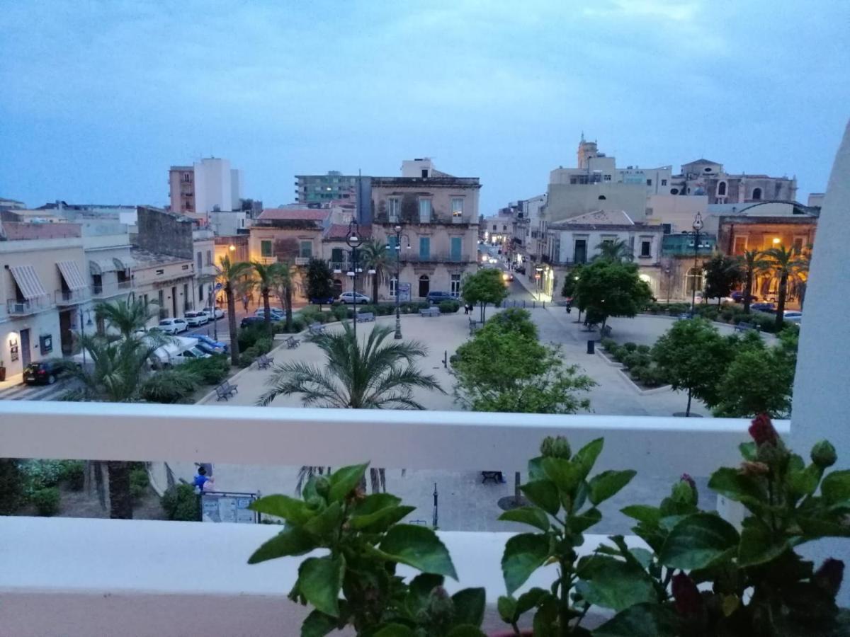 Casa Vacanza Il Gelsomino Magico Авола Екстер'єр фото